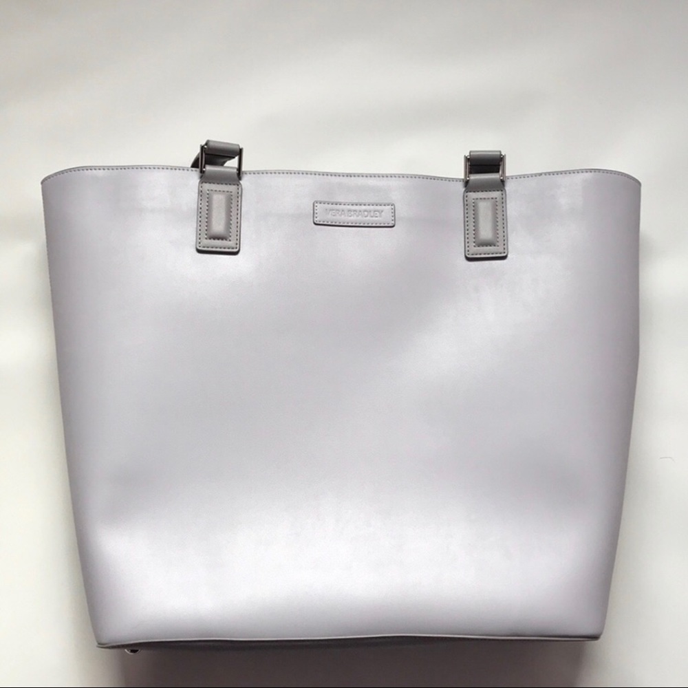 Vera Bradley Tote.  Excellent condition